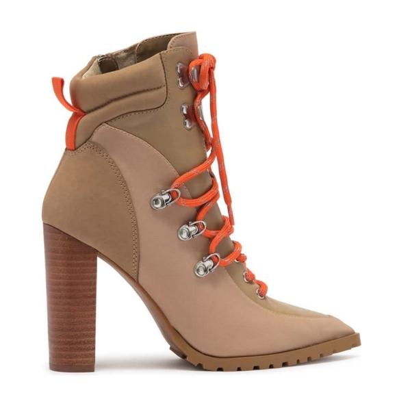 Steve Madden Shoes - Steve Madden Kare Lace Up Heeled Ankle Booties in size 7 $464